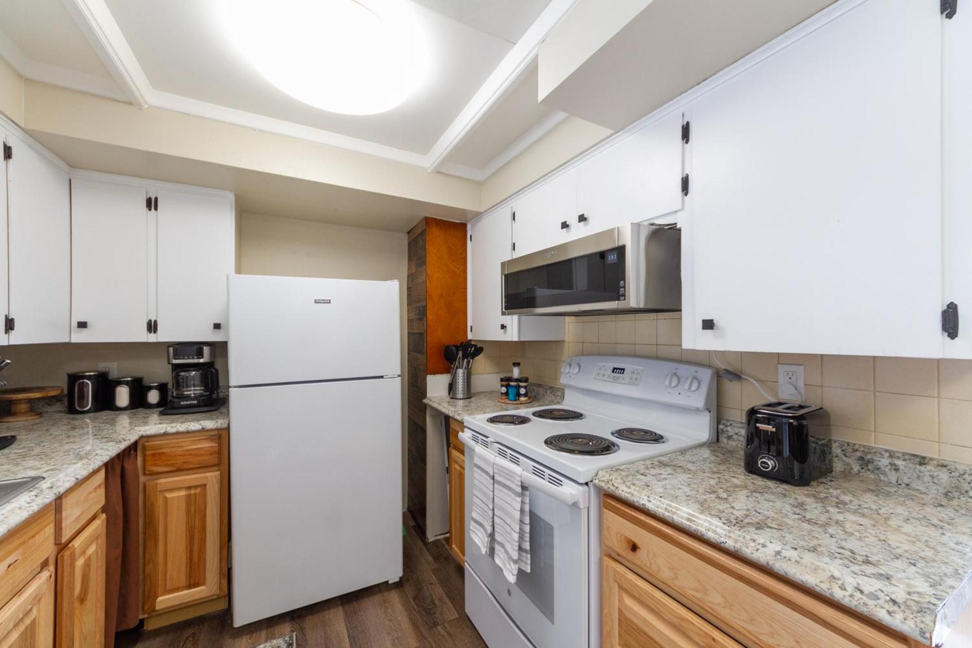 Adorable 2 Bd 1 Bth Minutes Away From Gonzaga *