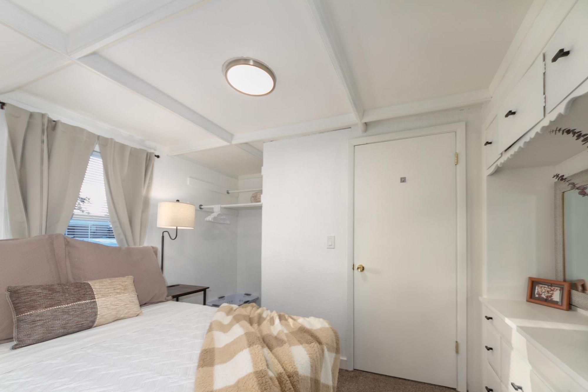 Adorable 2 Bd 1 Bth Minutes Away From Gonzaga *